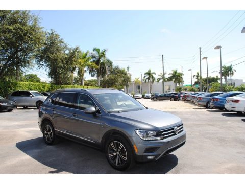Platinum Gray Metallic Volkswagen Tiguan SEL.  Click to enlarge.