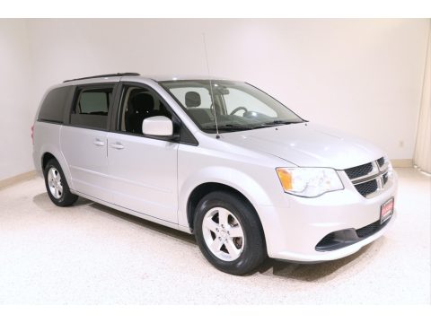 Bright Silver Metallic Dodge Grand Caravan SXT.  Click to enlarge.