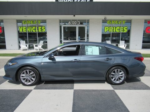 Harbor Gray Metallic Toyota Avalon Hybrid XLE.  Click to enlarge.