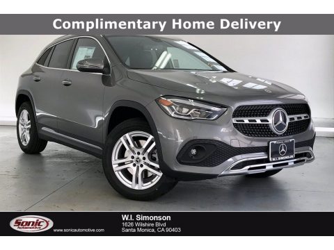 Mountain Grey Metallic Mercedes-Benz GLA 250.  Click to enlarge.
