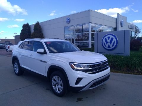 Pure White Volkswagen Atlas Cross Sport S 4Motion.  Click to enlarge.