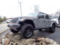 Front 3/4 View of 2021 Jeep Gladiator Mojave 4x4 #1