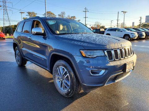 Slate Blue Pearl Jeep Grand Cherokee Limited 4x4.  Click to enlarge.