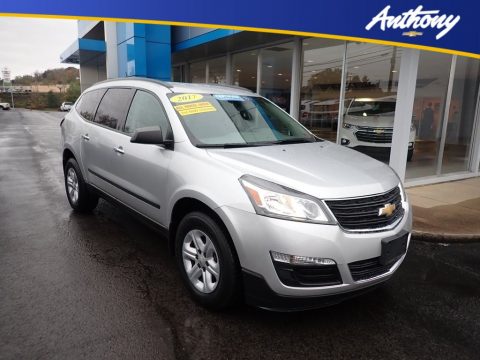 Silver Ice Metallic Chevrolet Traverse LS AWD.  Click to enlarge.