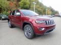 Front 3/4 View of 2021 Jeep Grand Cherokee Limited 4x4 #3