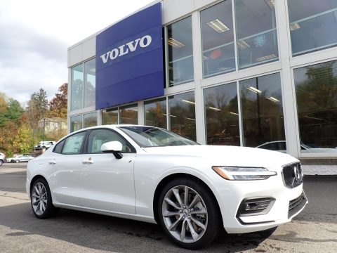 Crystal White Metallic Volvo S60 T6 AWD Momentum.  Click to enlarge.