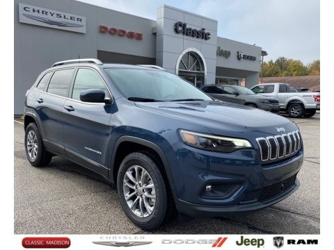 Slate Blue Pearl Jeep Cherokee Latitude Lux 4x4.  Click to enlarge.
