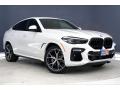 Front 3/4 View of 2021 BMW X6 xDrive50i #19