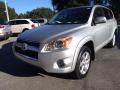 Front 3/4 View of 2009 Toyota RAV4 Limited 4WD #7