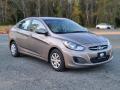 Front 3/4 View of 2013 Hyundai Accent GLS 4 Door #7