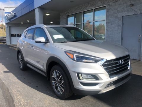 Stellar Silver Hyundai Tucson Limited AWD.  Click to enlarge.