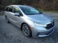 Front 3/4 View of 2021 Honda Odyssey EX-L #6