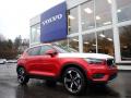 Front 3/4 View of 2021 Volvo XC40 T5 Momentum AWD #1 Front 3/4 View of 2021 Volvo XC40 T5 Momentum AWD #1