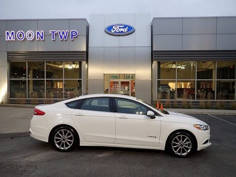 Oxford White Ford Fusion Hybrid SE.  Click to enlarge.