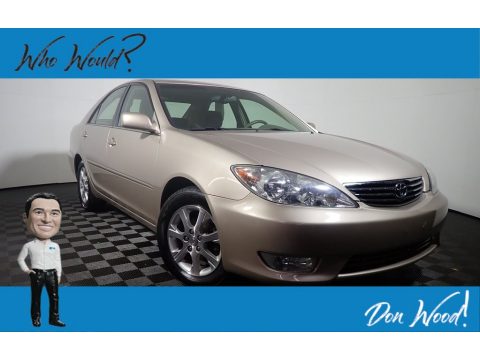 Beige Toyota Camry XLE.  Click to enlarge.