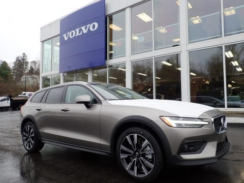 Pebble Gray Metallic Volvo V60 Cross Country T5 AWD.  Click to enlarge.