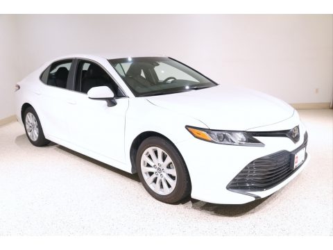 Super White Toyota Camry LE.  Click to enlarge.