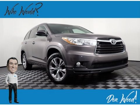 Predawn Gray Mica Toyota Highlander XLE AWD.  Click to enlarge.