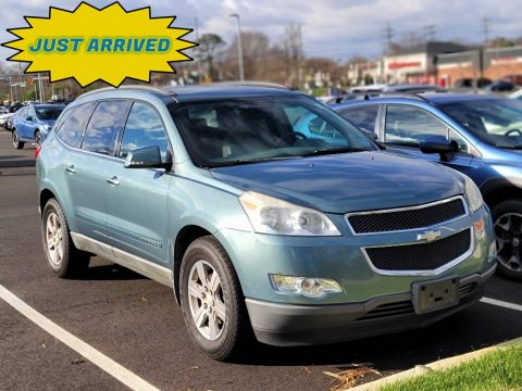 Silver Moss Metallic Chevrolet Traverse LT AWD.  Click to enlarge.