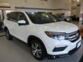 Front 3/4 View of 2018 Honda Pilot EX-L AWD #3