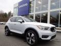 2021 XC40 T5 Momentum AWD #1