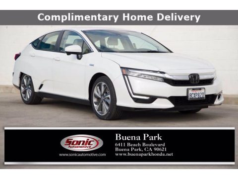 Platinum White Pearl Honda Clarity Plug In Hybrid.  Click to enlarge.