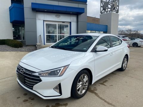 Quartz White Pearl Hyundai Elantra SEL.  Click to enlarge.