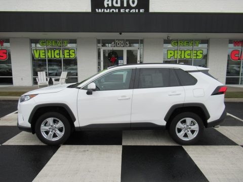 Super White Toyota RAV4 XLE. Click to enlarge. Super White Toyota RAV4 XLE. Click to enlarge.