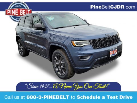 Slate Blue Pearl Jeep Grand Cherokee Limited 4x4.  Click to enlarge.