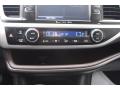 Controls of 2017 Toyota Highlander LE #16