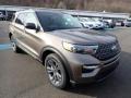 Front 3/4 View of 2021 Ford Explorer XLT 4WD #3