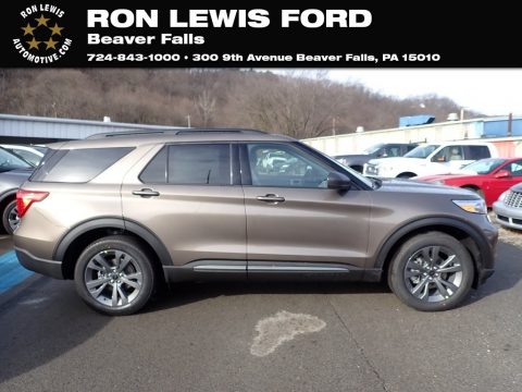 Stone Gray Metallic Ford Explorer XLT 4WD.  Click to enlarge.