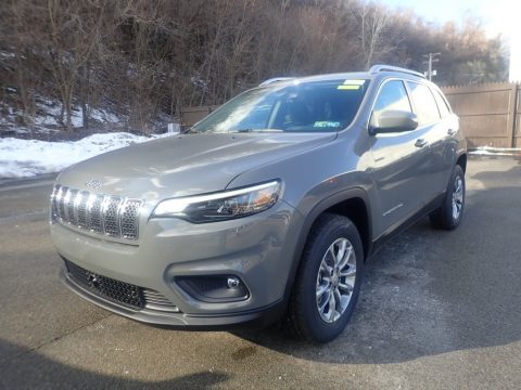 Sting-Gray Jeep Cherokee Latitude Lux 4x4.  Click to enlarge.