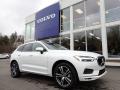 Front 3/4 View of 2021 Volvo XC60 T5 AWD Momentum #1