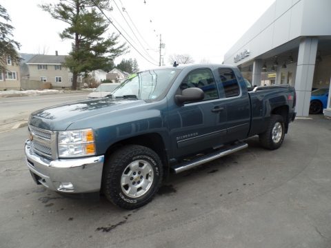 Blue Granite Metallic Chevrolet Silverado 1500 LT Extended Cab 4x4.  Click to enlarge.