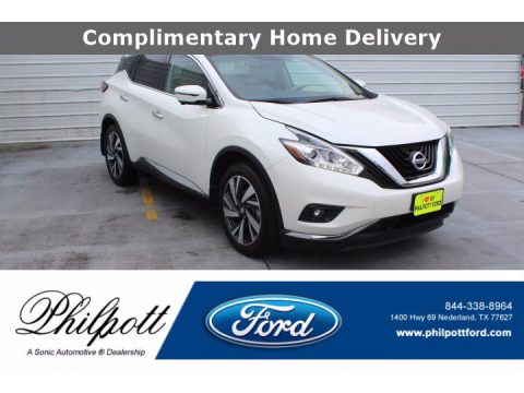 Pearl White Nissan Murano Platinum.  Click to enlarge.