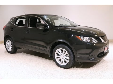 Magnetic Black Nissan Rogue Sport S.  Click to enlarge.