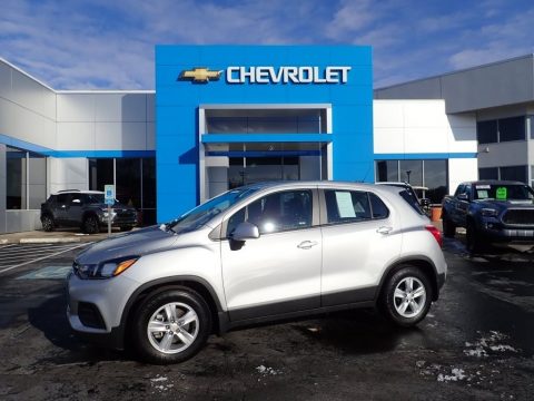 Silver Ice Metallic Chevrolet Trax LS.  Click to enlarge.