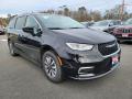 2021 Chrysler Pacifica Touring L Brilliant Black Crystal Pearl