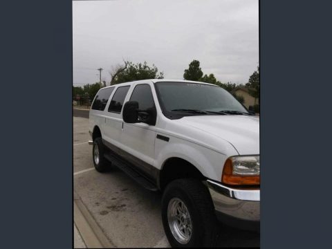 Oxford White Ford Excursion XLT 4x4.  Click to enlarge.