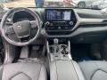  2021 Toyota Highlander Black Interior #4