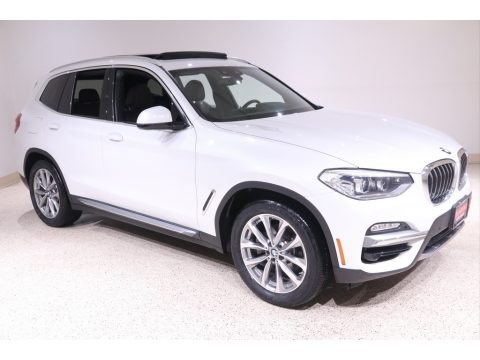 Mineral White Metallic BMW X3 xDrive30i.  Click to enlarge.