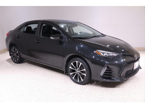 Black Sand Pearl Toyota Corolla SE.  Click to enlarge.