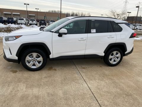 Super White Toyota RAV4 XLE AWD.  Click to enlarge. Super White Toyota RAV4 XLE AWD.  Click to enlarge.