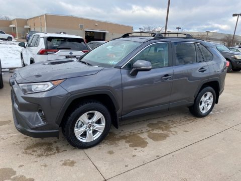 Magnetic Gray Metallic Toyota RAV4 XLE AWD. Click to enlarge. Magnetic Gray Metallic Toyota RAV4 XLE AWD. Click to enlarge.