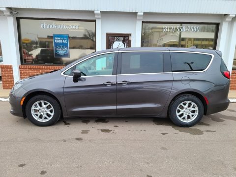 Granite Crystal Metallic Chrysler Pacifica LX.  Click to enlarge.
