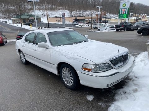Vibrant White Lincoln Town Car Signature.  Click to enlarge.