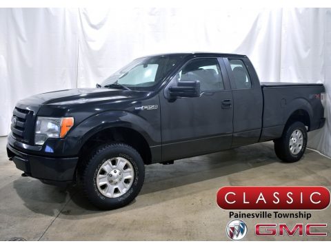 Tuxedo Black Metallic Ford F150 STX SuperCab 4x4.  Click to enlarge.