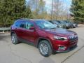 Front 3/4 View of 2021 Jeep Cherokee Latitude Lux 4x4 #3