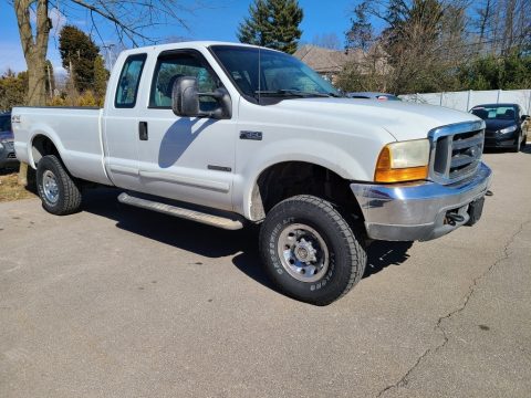 Oxford White Ford F350 Super Duty XLT SuperCab 4x4.  Click to enlarge.